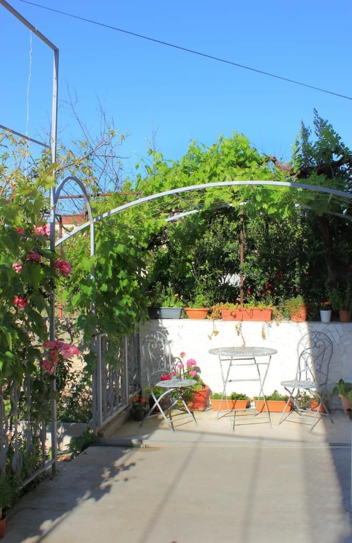 Vinea Suites Trogir Exterior photo
